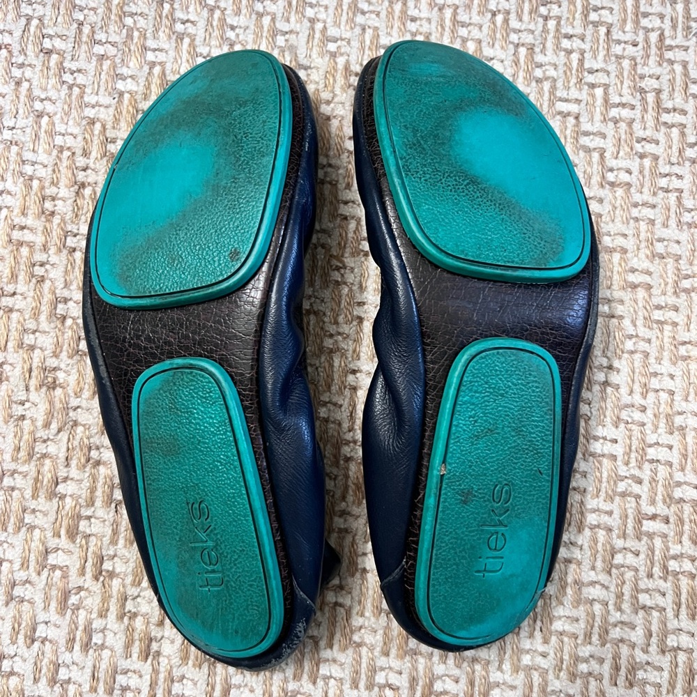 Tieks, California Navy, Size 7 - Picture 5 of 7